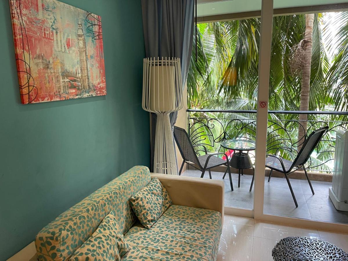 Atlantis Condo Resort Pantai Jomtien Luaran gambar
